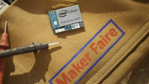 2_maker-faire-tool-belt-edison-16x9.jpg.rendition.intel.web.720.405