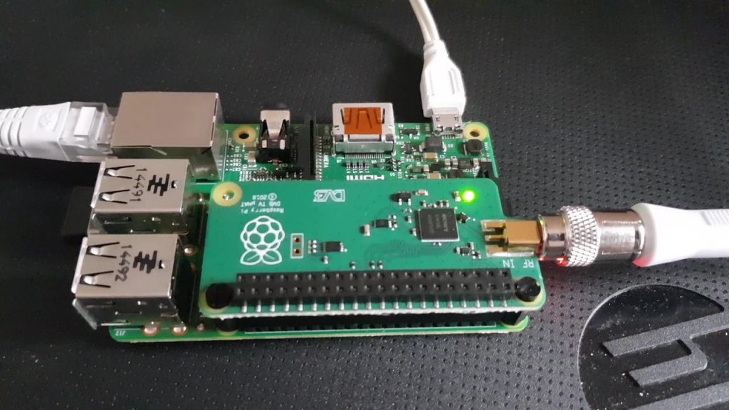 shelf Repel Fumble How to Use the Raspberry Pi TV HAT to Create a Vintage TV - Open Electronics - Open Electronics shelf Repel Fumble How to Use the Raspberry Pi TV HAT to Create a Vintage TV - Open Electronics - Open Electronics