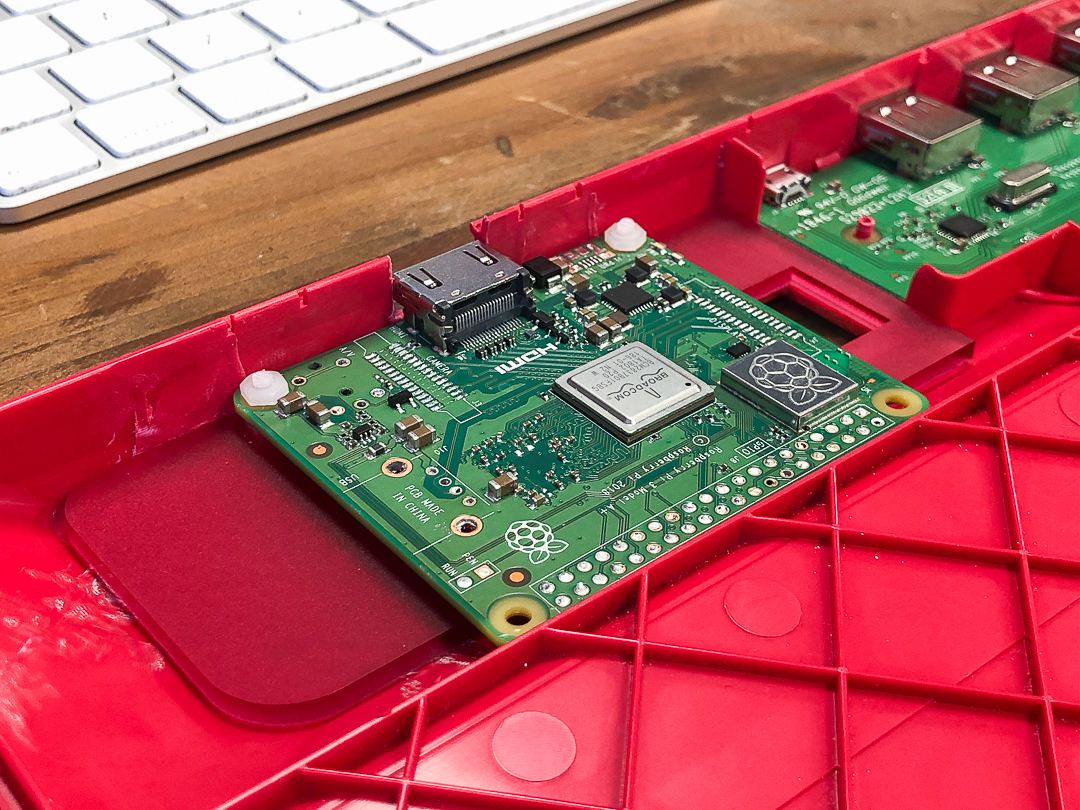 Putting a Raspberry Pi Into the Official Pi Keyboard - Open-Electronics